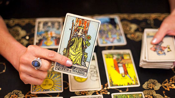 How to do a tarot cards reading and its fundamentals to understand?